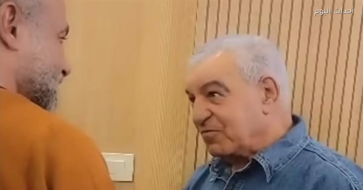 زاهي حواس يشيد بأداء محمد خميس في سرد التاريخ