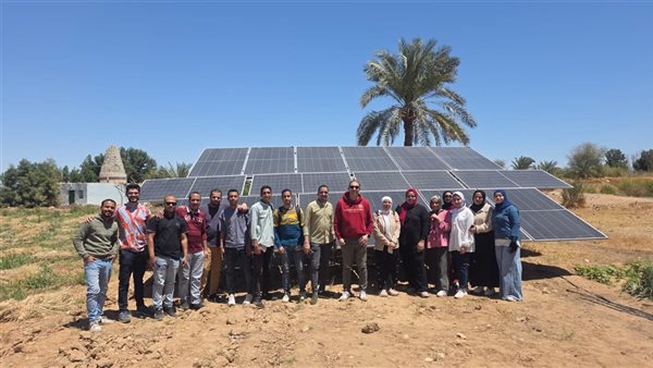 زيارات ميدانية لدارسي الطاقة المتجددة في قنا