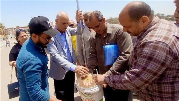 محافظ أسيوط يعلن توريد 1109 أطنان من القمح للصوامع والشون