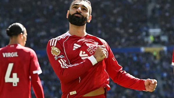 محمد صلاح يحقق إنجازًا في ديربي الميرسيسايد ويعادل رقم جيرارد