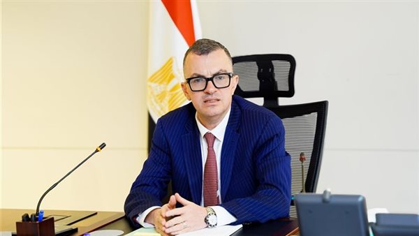 مصر والبنك الإفريقي للتنمية يناقشان تعزيز التعاون الاقتصادي