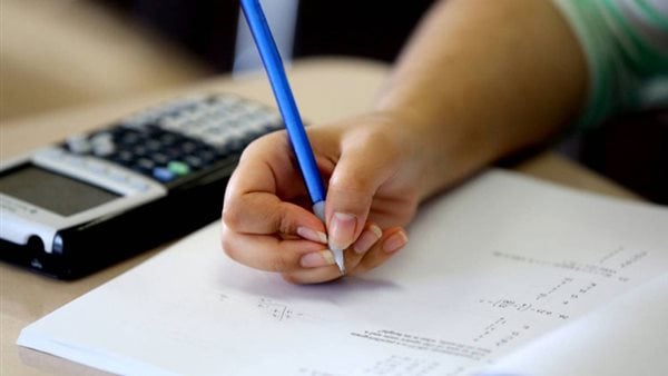 مواصفات امتحانات الثانوية العامة 2026 ونظام الأوبن بوك