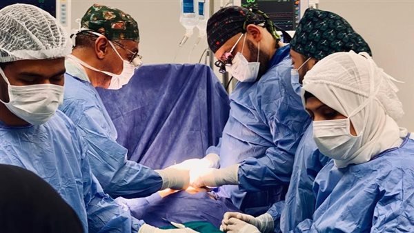 نجاح أول عمليتي قلب مفتوح في مستشفى منفلوط النموذجي