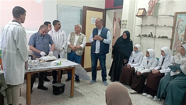 ورشة عمل لتشريح الكائنات الحية في بني سويف وامبابة