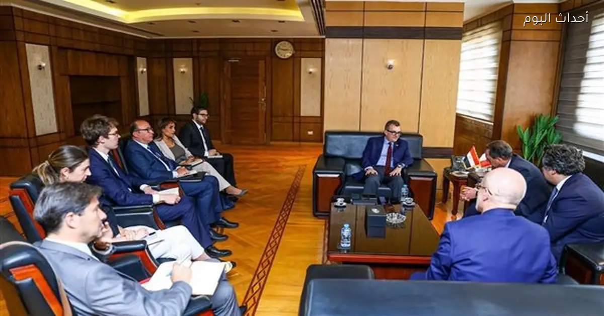 وزير التخطيط يعلن آلية جديدة لتمويل مشروعات البنية التحتية