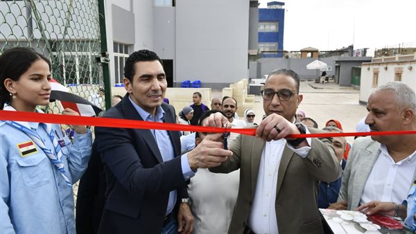 وزير الرياضة ومحافظ الجيزة يفتتحان مركز التنمية الشبابية بالشيخ زايد