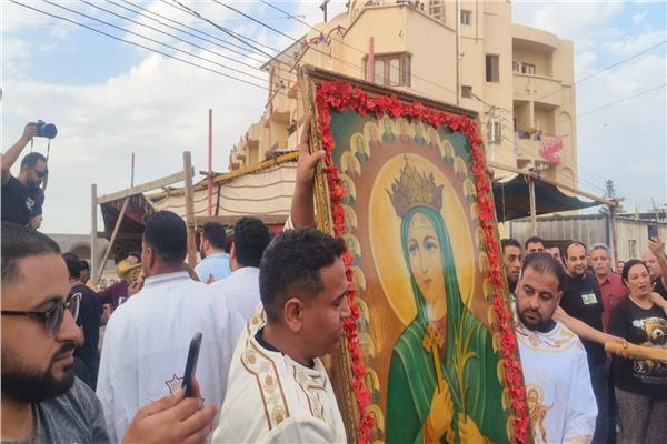 آلاف الزائرين يحتفلون بمولد القديسة دميانة في بلقاس