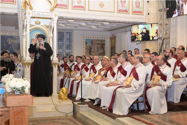 محافظ الغربية يشارك في احتفالية اليوبيل الذهبي لرهبنة الأنبا بولا