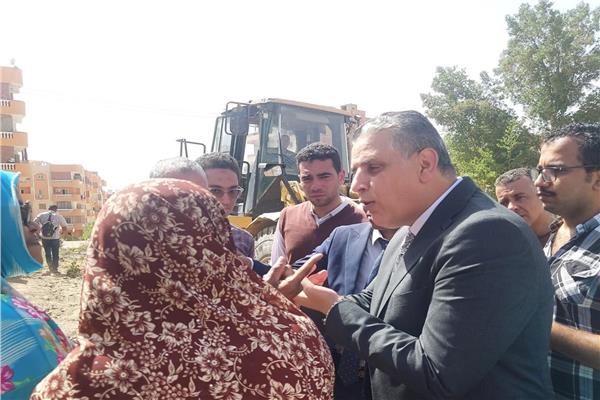 إحالة مسؤولين في أسوان وإدفو وكوم أمبو للتحقيق