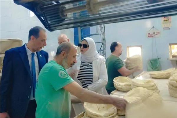 إغلاق مخبز في دمياط بسبب التلاعب بوزن الخبز