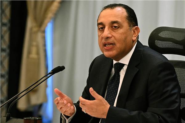 اجتماع رئيس الوزراء لتفعيل غرف العمليات استعدادًا لعيد الأضحى