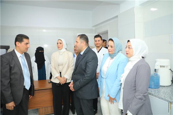 افتتاح عيادة التأمين الصحي في كفر سعد بدمياط بحضور المحافظ