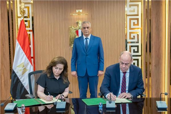 الإنتاج الحربي يوقع بروتوكول تصنيع أجهزة «الهايبر باريك» محليًا