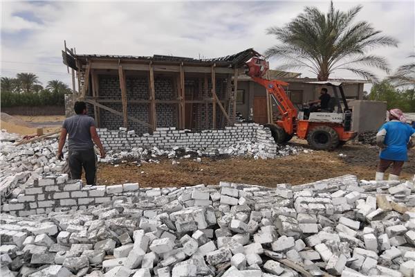 البحيرة تواصل إزالة التعديات على أراضي الدولة