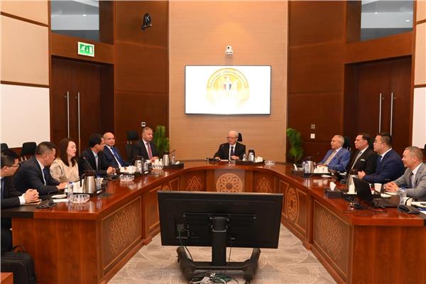 الحكومة تؤكد تقديم تسهيلات لدعم الاستثمارات الأجنبية في مصر