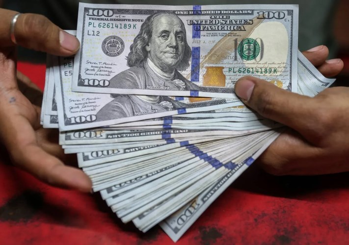 سعر الدولار 