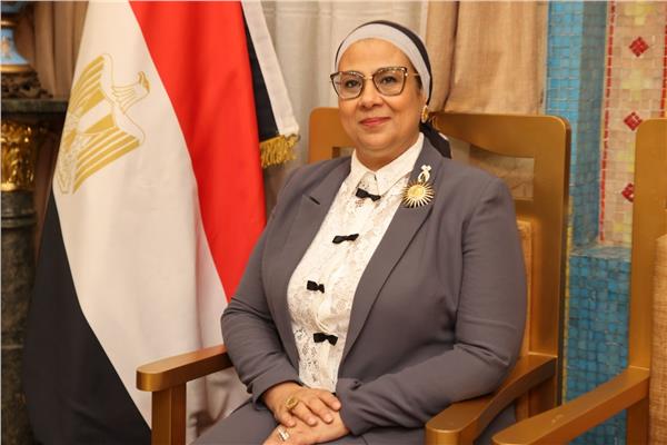 المستشارة أمل عمار تحضر قداس اليوبيل الماسي لكنيسة العذراء سيدة فاتيما للكلدان الكاثوليك
