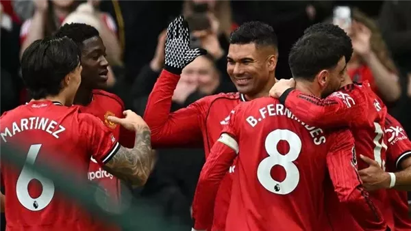 بث مباشر لمباراة مانشستر يونايتد ونوتنجهام فورست في الدوري الإنجليزي