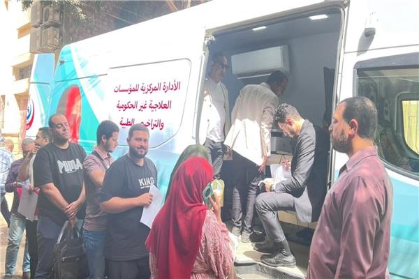 بدء مبادرة السيارات المتنقلة لاستخراج تراخيص المهن الطبية في المنيا
