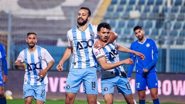 بيراميدز يضمن المشاركة في دوري الأبطال بعد الفوز على سموحة