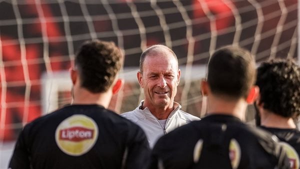 تأجيل حسم دفاع الأهلي في مواجهة المصري بالدوري