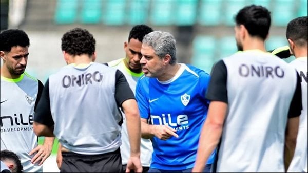 جلسة تحضيرية للاعبي الزمالك مع معتمد جمال قبل نهائي الكونفدرالية