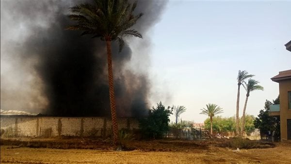 حريق في مخزن لحفاضات الأطفال بالجيزة