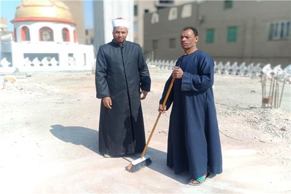 حملة نظافة مكبرة بالمساجد والساحات في سوهاج استعدادًا لعيد الأضحى