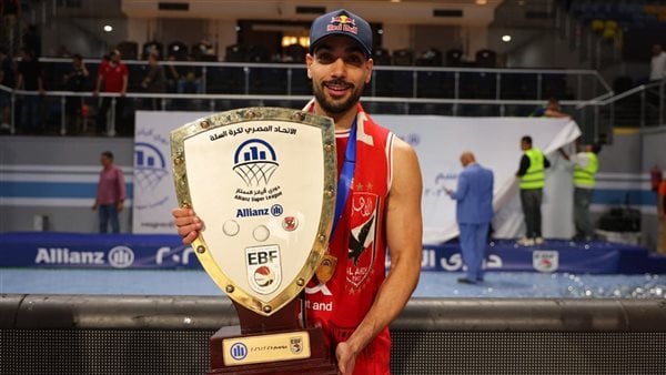 دعم جماهير الأهلي يسهم في تتويج الفريق بالدوري