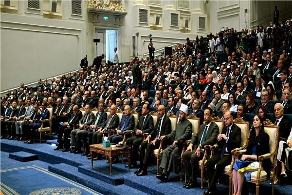 رئيس الوزراء: الحكومة نجحت في تطوير التعليم وتقليل الكثافات الطلابية