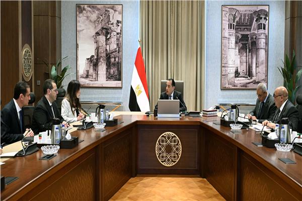 رئيس الوزراء يتابع تنظيم السوق العقارية في مصر