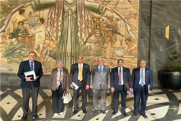 رئيس جامعة الدلتا التكنولوجية يقدم خطط التطوير في مجلس النواب