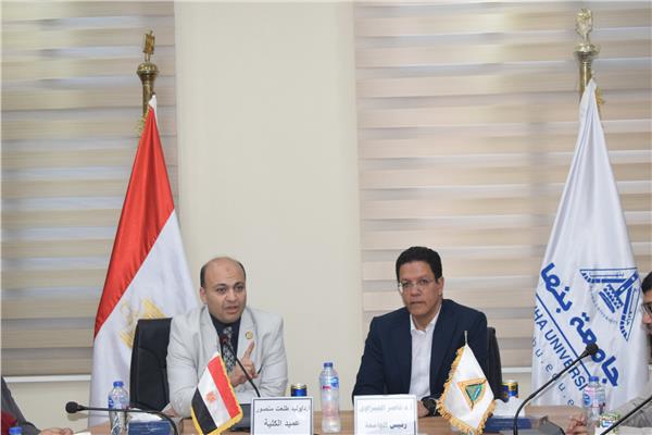رئيس جامعة بنها يرأس مجلس كلية العلاج الطبيعي لمناقشة فرص استثمارية جديدة في العيادات الخارجية