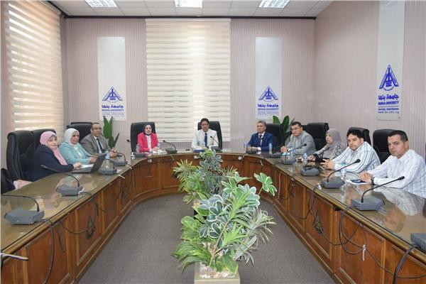 رئيس جامعة بنها يشكل لجنة لدراسة ربط التخصصات الدراسية بسوق العمل