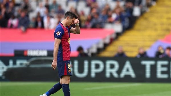 برشلونة يحقق استقرارًا ماليًا بعد رحيل ليفاندوفسكي