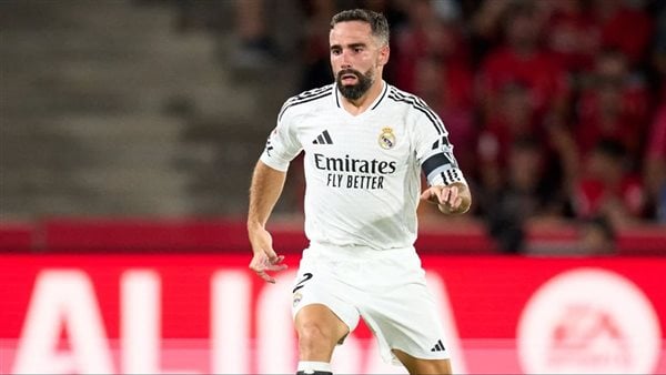 ريال مدريد يعلن عن رحيل كارفخال بعد 24 عامًا من الخدمة