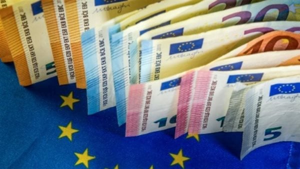 سعر اليورو مقابل الجنيه في البنوك اليوم الأحد 17 مايو 2026