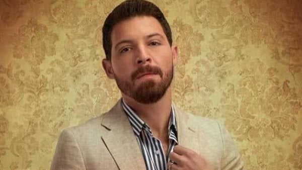 سماح بسفر نجل الفنان محمود حجازي ووالدته إلى الخارج بعد منعه من السفر