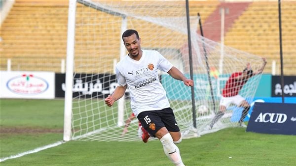 سيراميكا كليوباترا يعلن موقف فخري لاكاي من المشاركة ضد الزمالك