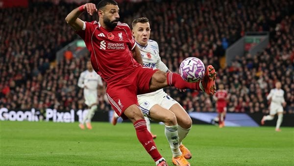 ليفربول يواجه أستون فيلا في البريميرليج لحجز مقعد في دوري الأبطال الليلة