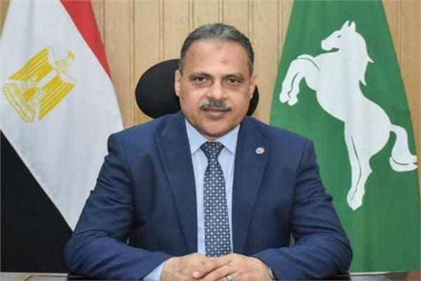 مجازاة العشرات من العاملين في محافظة الشرقية بسبب الإهمال في العمل