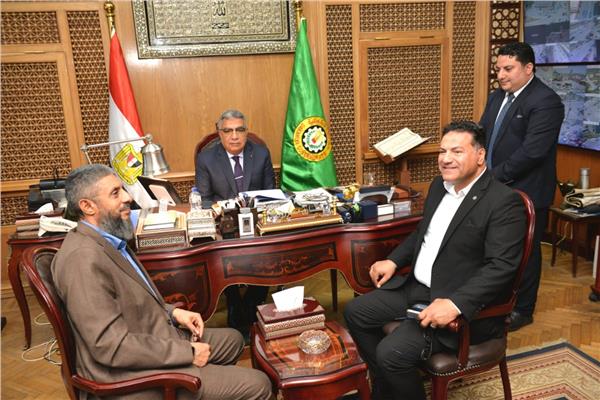 محافظ الدقهلية يؤكد أهمية المسؤولية الجماعية في مواجهة التغيرات المناخية