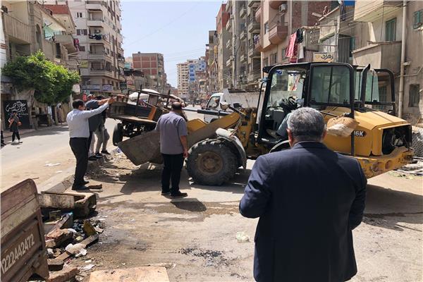 محافظ الدقهلية يطلق حملة لإزالة الإشغالات في شوارع المنصورة