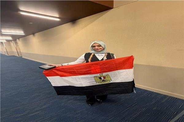 محافظ الغربية يهنئ الطالبة سلمى أشرف لحصولها على المركز الثاني عالميًا في ابتكار الروبوت الذكي