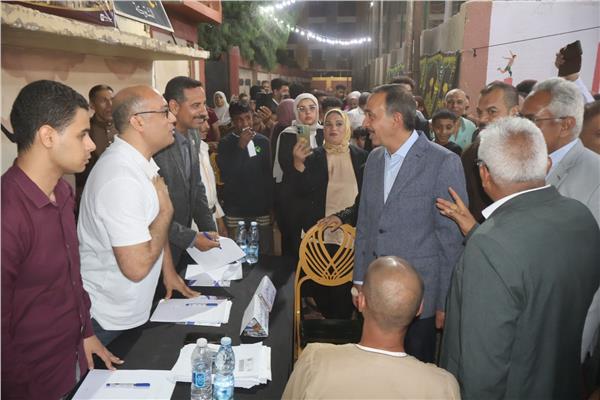 محافظ سوهاج يعلن عن قرية نيدة صديقة لذوي الإعاقة