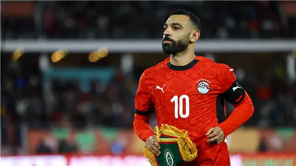 محمد صلاح ينضم إلى أساطير كرة القدم في أغنية جديدة لشاكيرا
