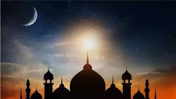 مواقيت الصلاة في السويس يوم الأحد 17 مايو 2026