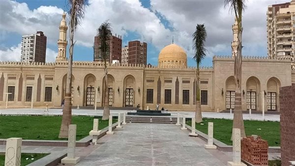 مواقيت الصلاة في العريش اليوم الأحد 17 مايو 2026