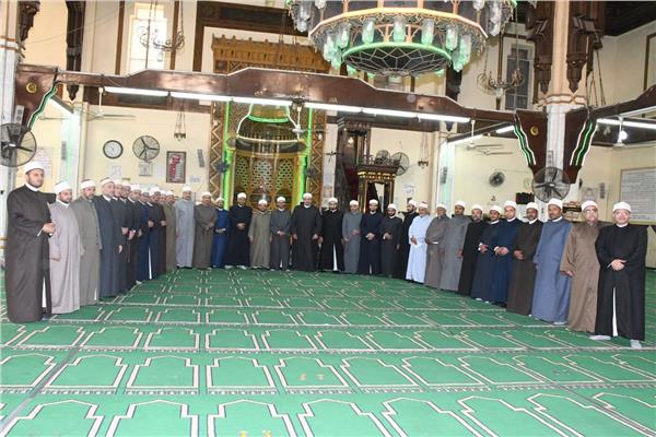 وزارة الأوقاف تُرسل قافلة دعوية إلى مساجد العاصمة لنشر الوعي الديني