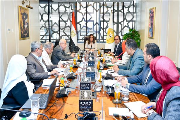 وزارة التخطيط تعلن عن 83 اعتمادًا وتجديدًا جديدًا في إجراءات الاعتماد